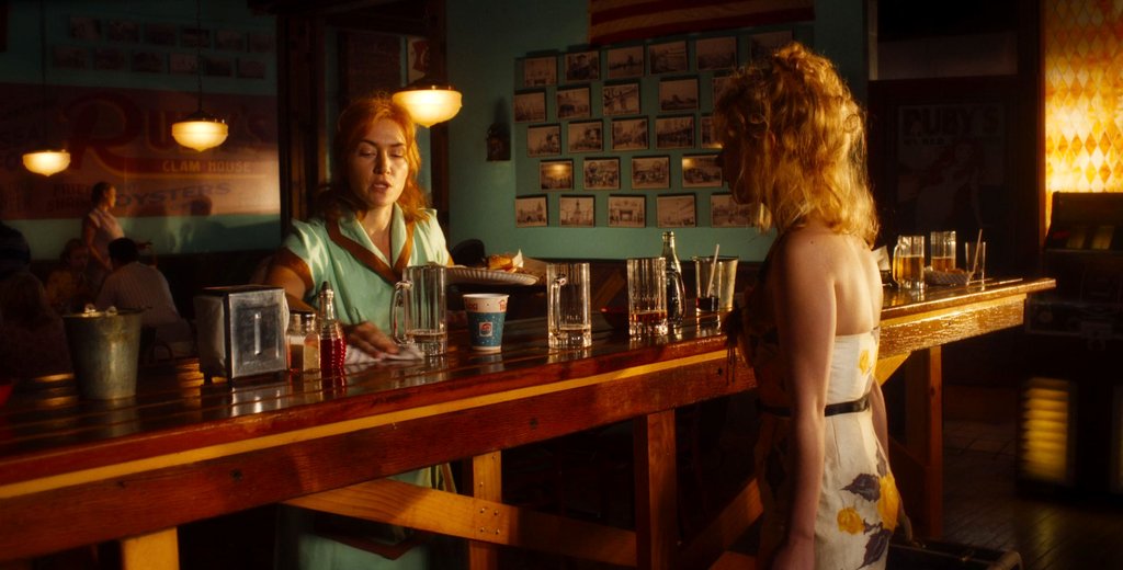 Photo from the movie Wonder Wheel
