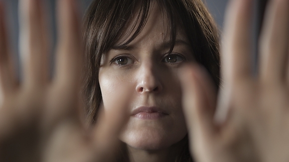 Photo from the movie Touchy Feely