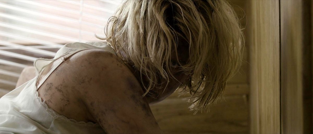 Photo from the movie The Dark Red