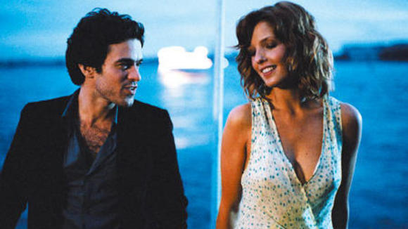 Photo from the movie The Russian Dolls