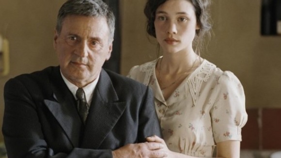 Photo from the movie The Well Digger's Daughter