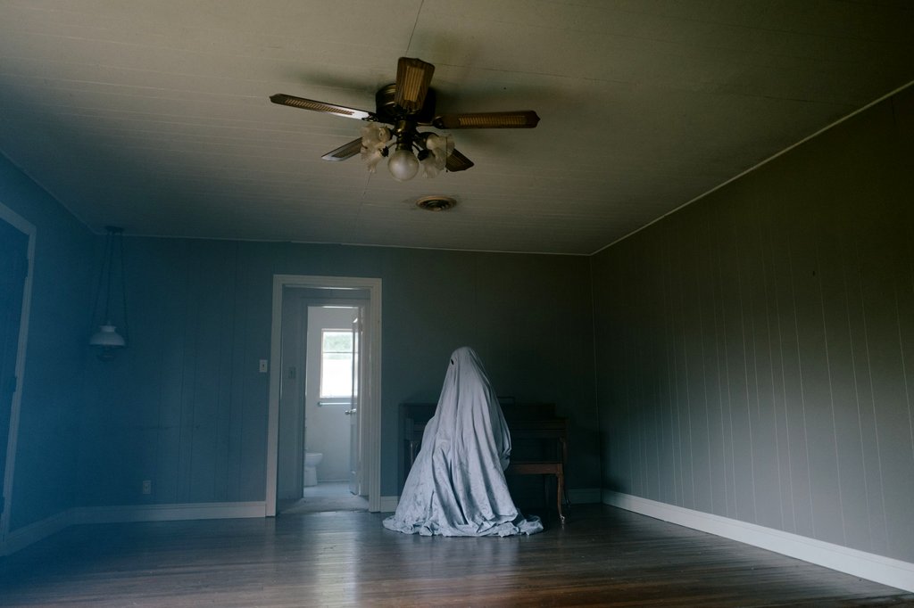 Photo from the movie A Ghost Story