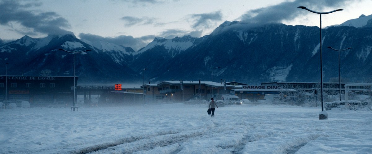 Photo from the movie The Line