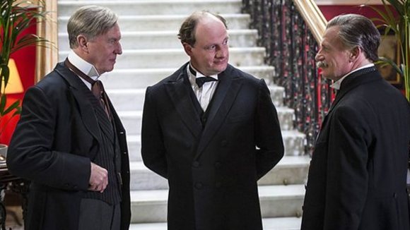 Photo from the movie 37 Days