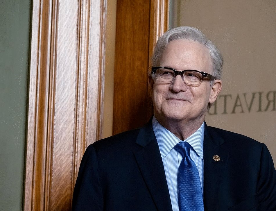 Photo from the movie Ella McCay