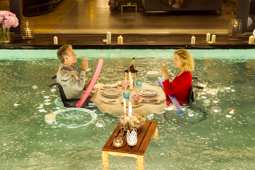 Photo from the movie Rolling to You