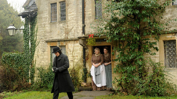 Photo from the movie The Christmas Candle