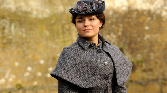 Photo from the movie The Christmas Candle