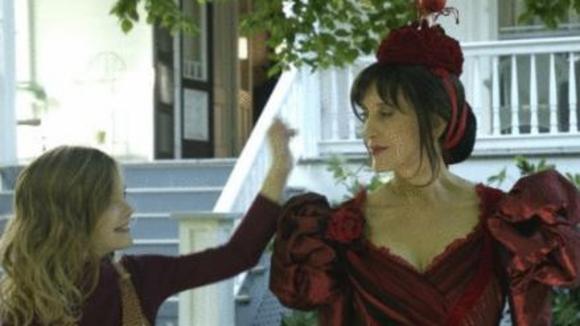 Photo from the movie Phoebe in Wonderland