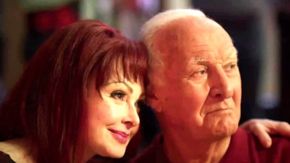 Photo from the movie An Evergreen Christmas