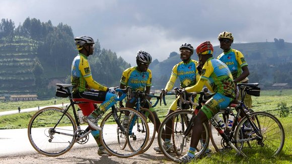 Photo du film Rising from Ashes