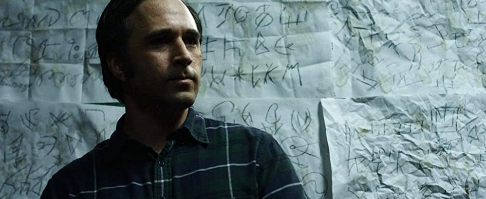 Photo du film At Night Comes Wolves