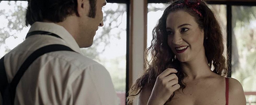 Photo du film At Night Comes Wolves