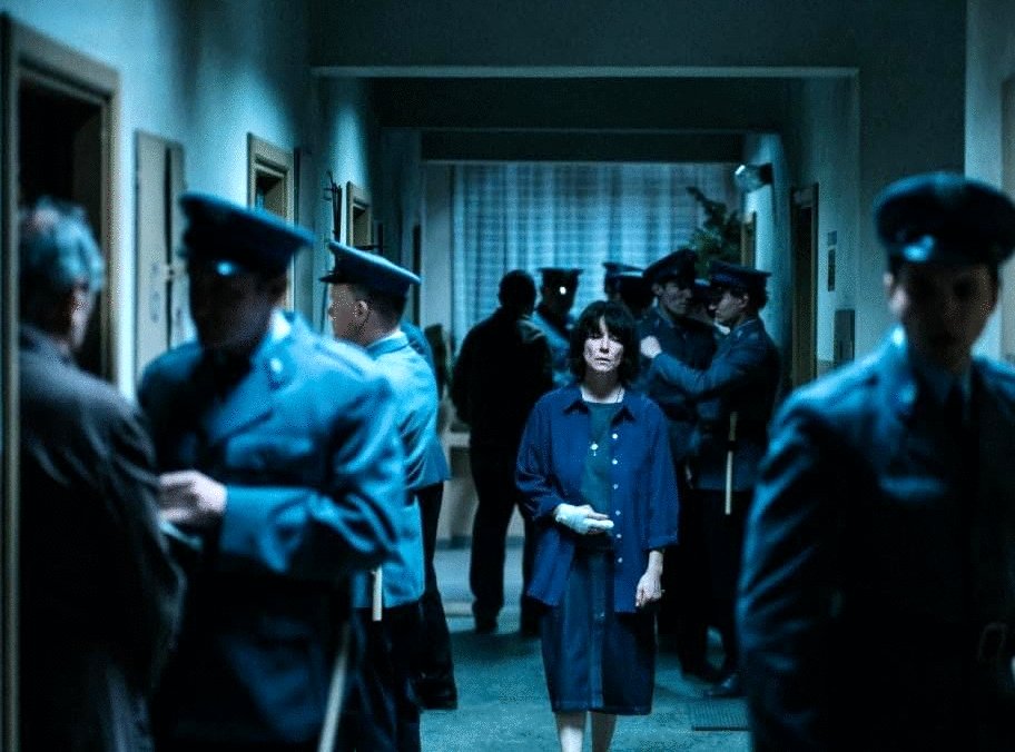 Photo from the movie Leave No Traces