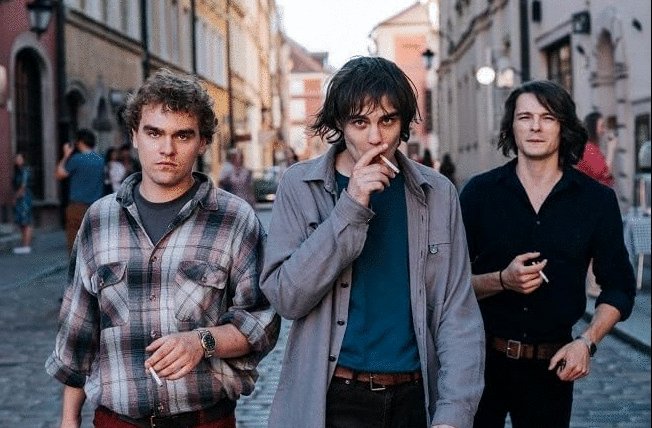 Photo from the movie Leave No Traces