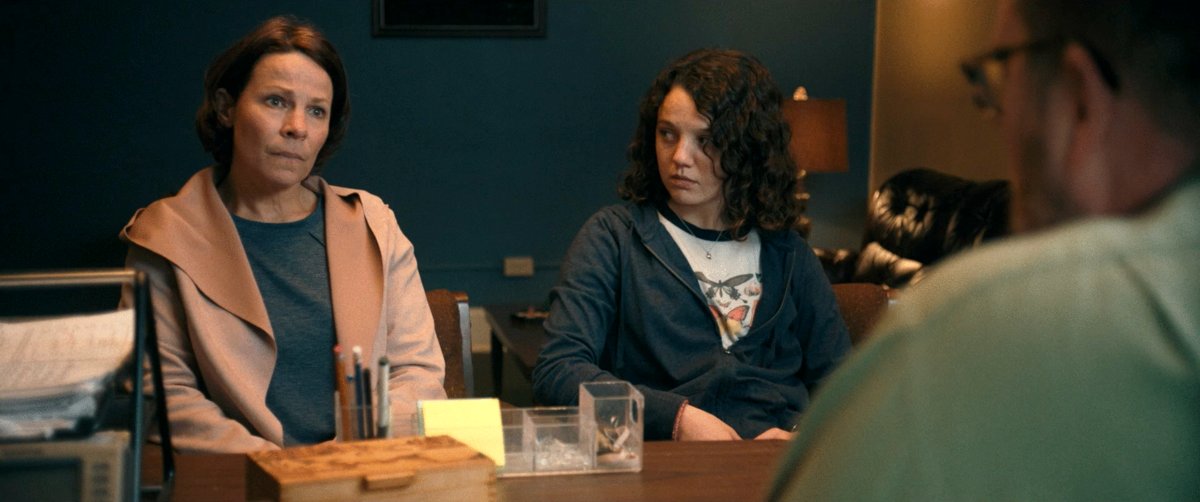 Photo from the movie Paper Spiders