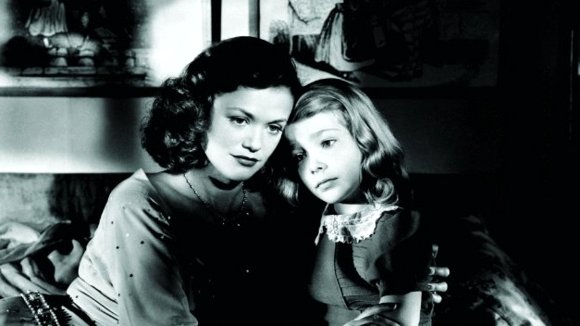 Photo from the movie The Curse of the Cat People