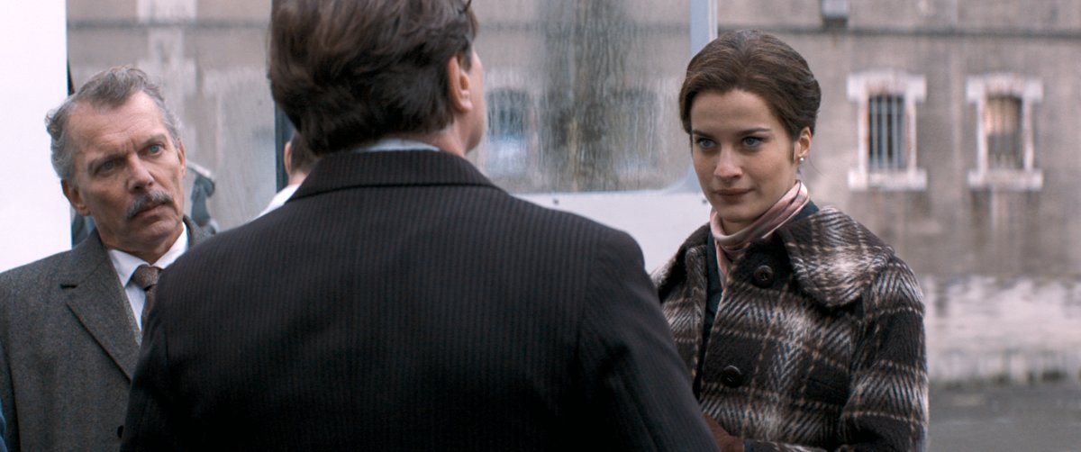 Photo from the movie Simone: Woman of the Century