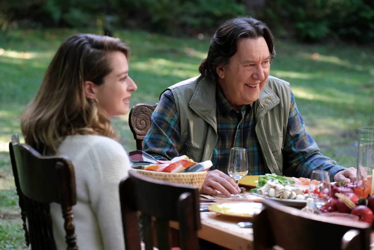 Photo from the movie The Guide to the Perfect Family