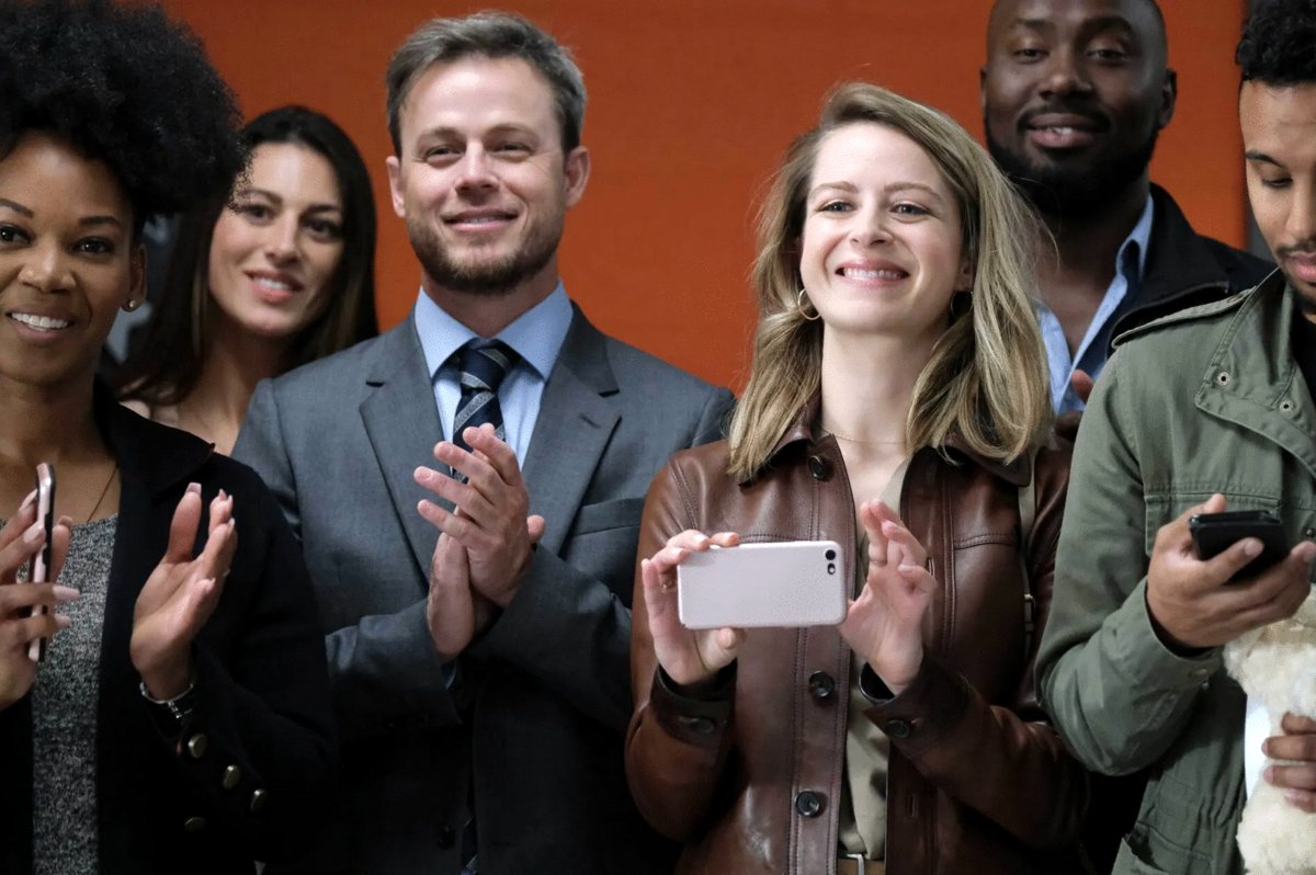 Photo from the movie The Guide to the Perfect Family