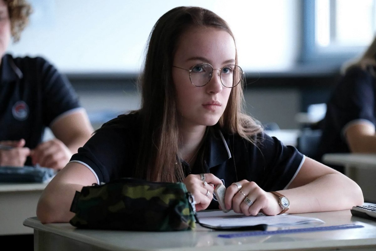 Photo from the movie The Guide to the Perfect Family