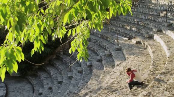 Photo from the movie Nowhere Safe