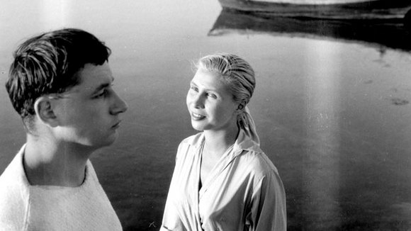 Photo from the movie La pointe courte
