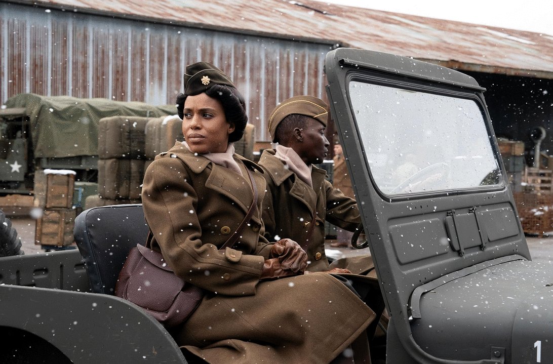 Photo from the movie The Six Triple Eight