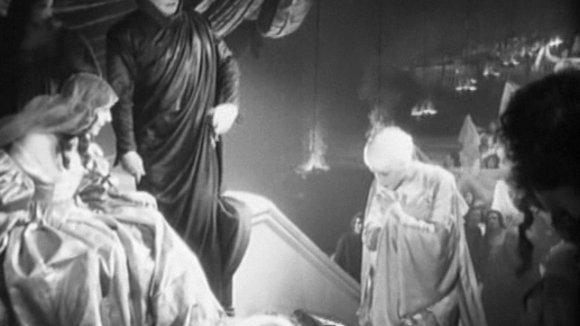 Photo from the movie Faust: A German Folk Legend