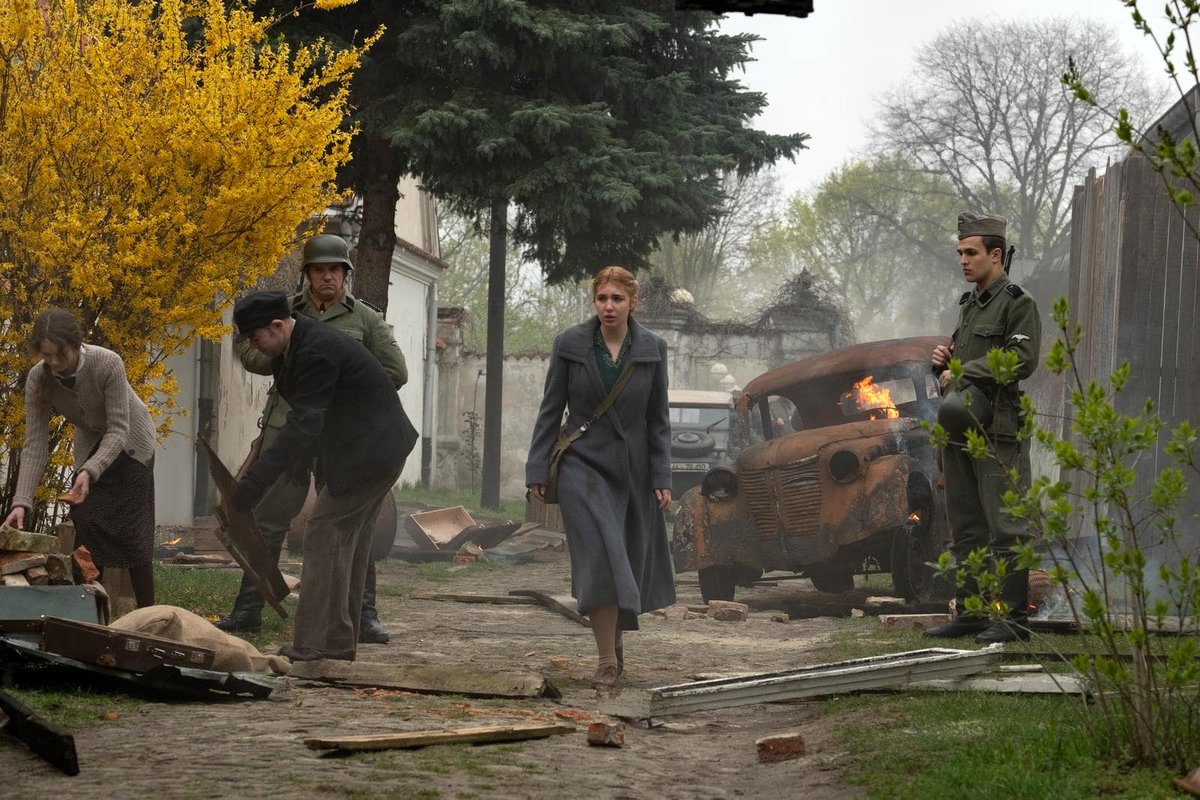 Photo from the movie Irena's Vow