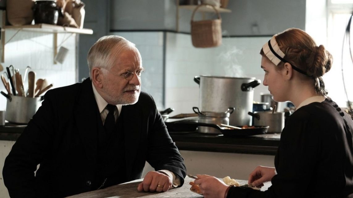 Photo from the movie Irena's Vow