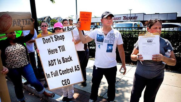 Photo from the movie We the People: The Market Basket Effect