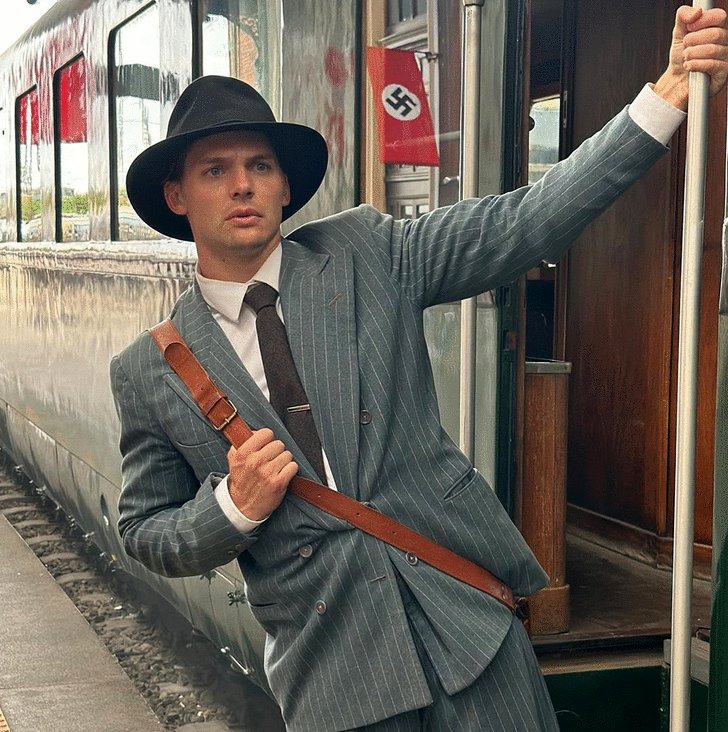 Photo from the movie Escape from Germany