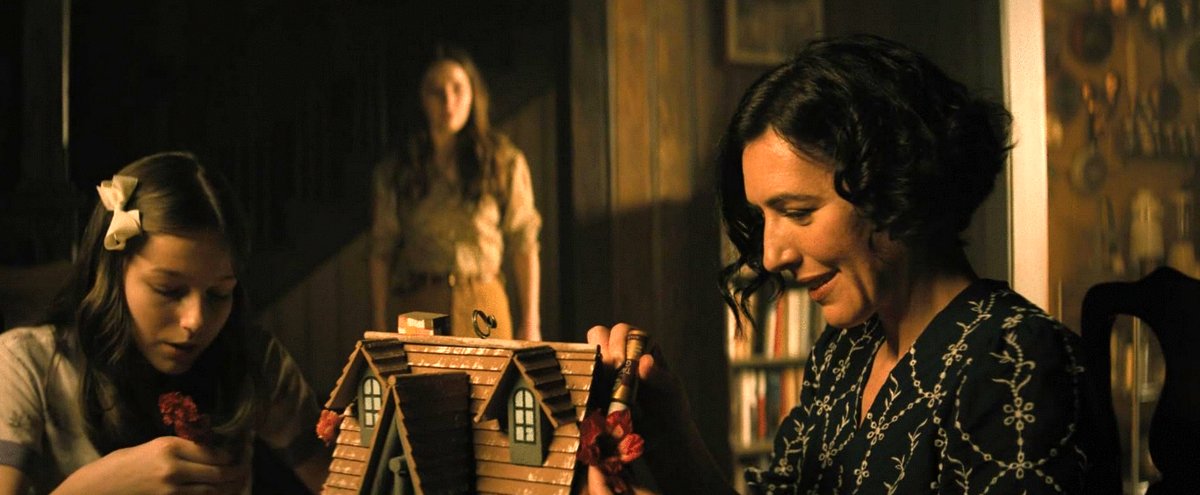 Photo from the movie No One Will Save You