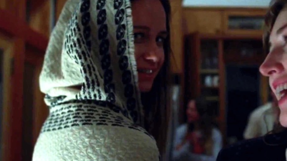 Photo from the movie Queen of Earth