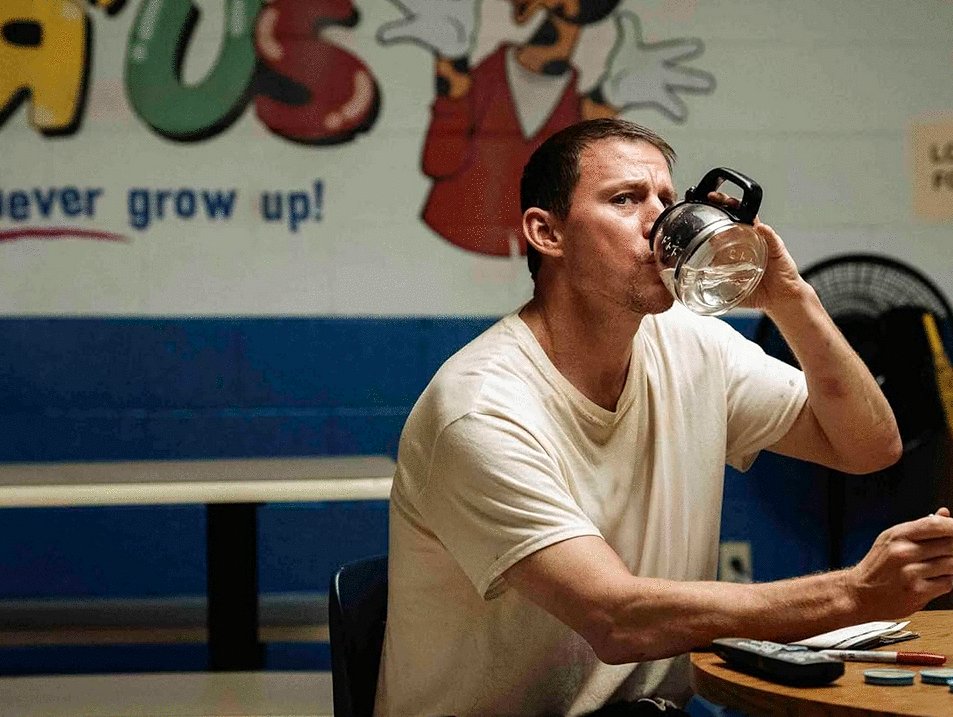 Photo from the movie Roofman