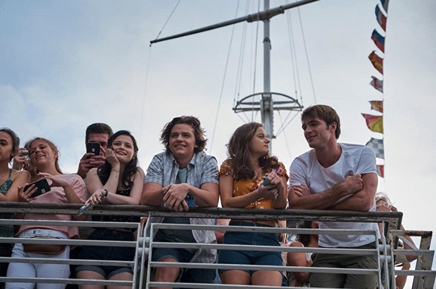 Photo from the movie The Kissing Booth 3