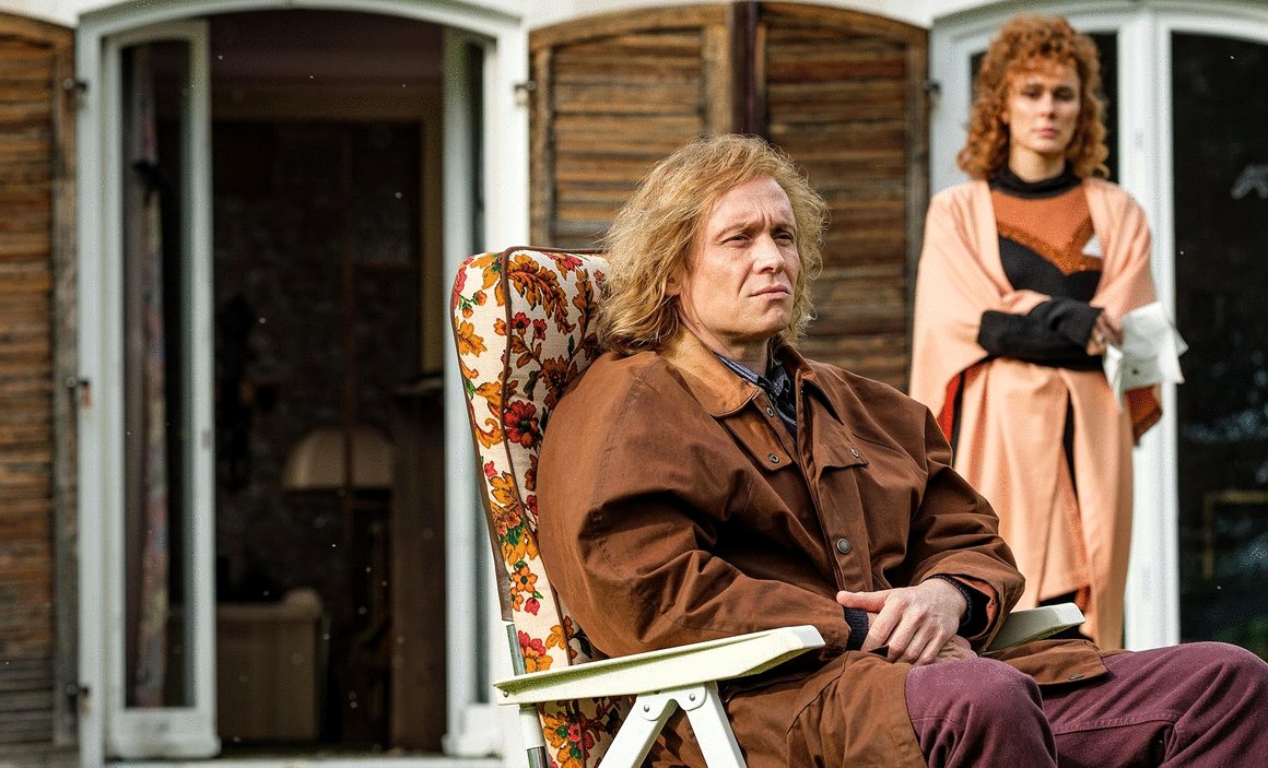 Photo from the movie Girl You Know It's True