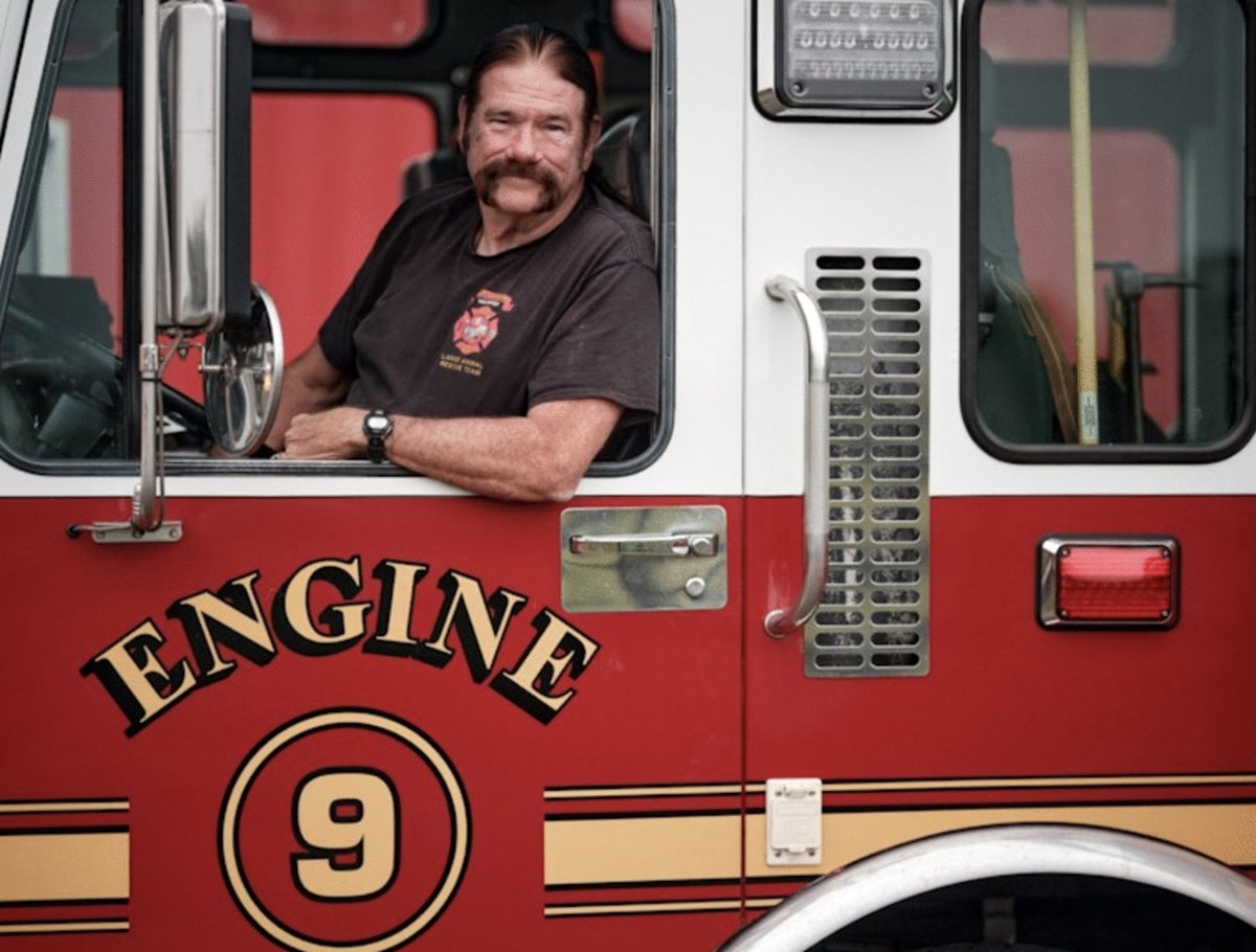 Photo du film Odd Hours, No Pay, Cool Hat