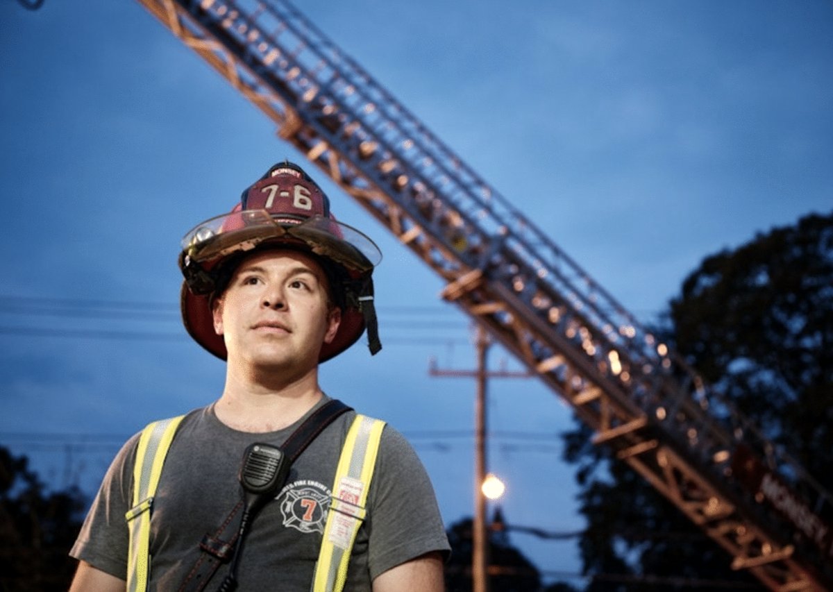 Photo du film Odd Hours, No Pay, Cool Hat
