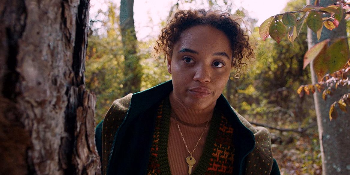 Photo from the movie Susie Searches