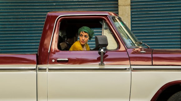 Photo du film Elvira, te daría mi vida pero la estoy usando