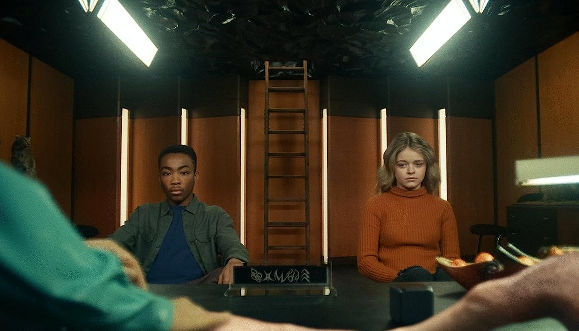 Photo du film Landscape with Invisible Hand