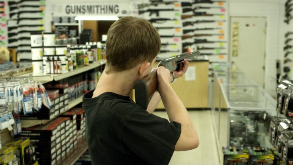 Photo from the movie 600 Miles