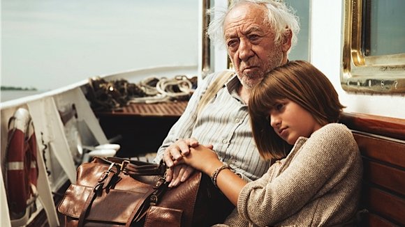 Photo from the movie Head Full of Honey