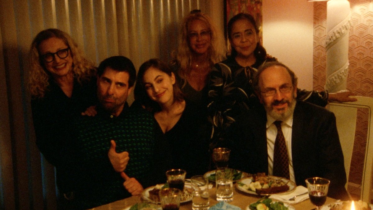 Photo du film Between the Temples