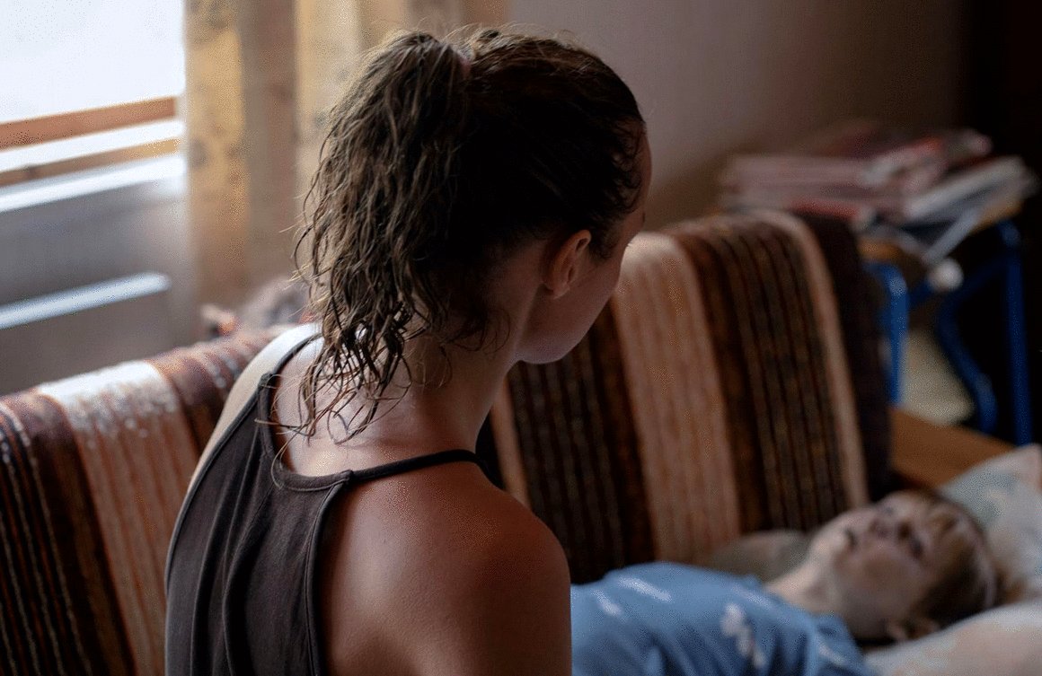 Photo from the movie Handling the Undead