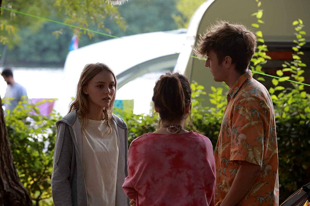 Photo from the movie Savage