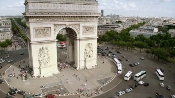 Photo from the movie The Love Punch