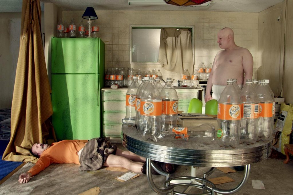 Photo from the movie Small Apartments